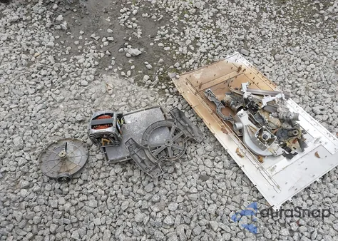 2015 Kia Optima Lx z USA, uszkodzony, nr VIN 5XXGM4A72FG366653